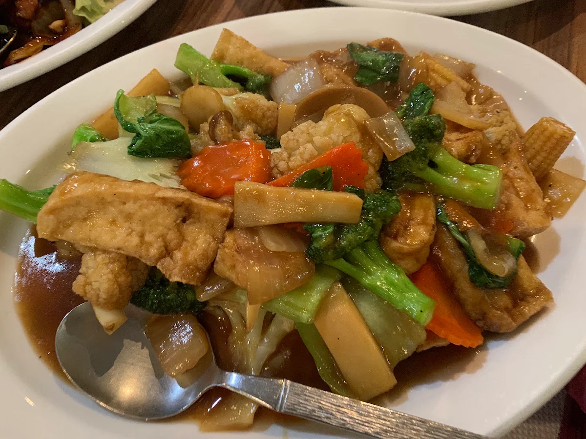 Highlights, Lakelands Chinese Restaurant