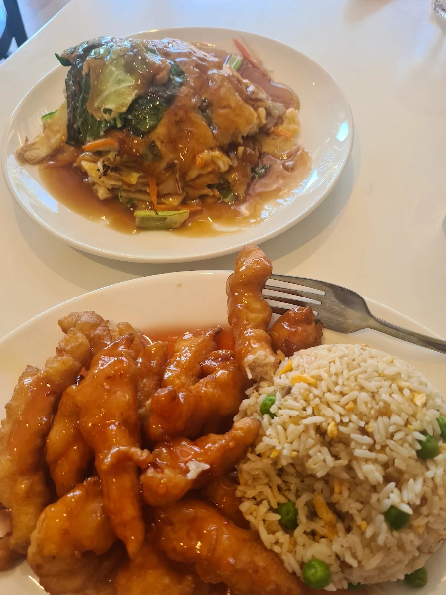 Highlights, Lakelands Chinese Restaurant