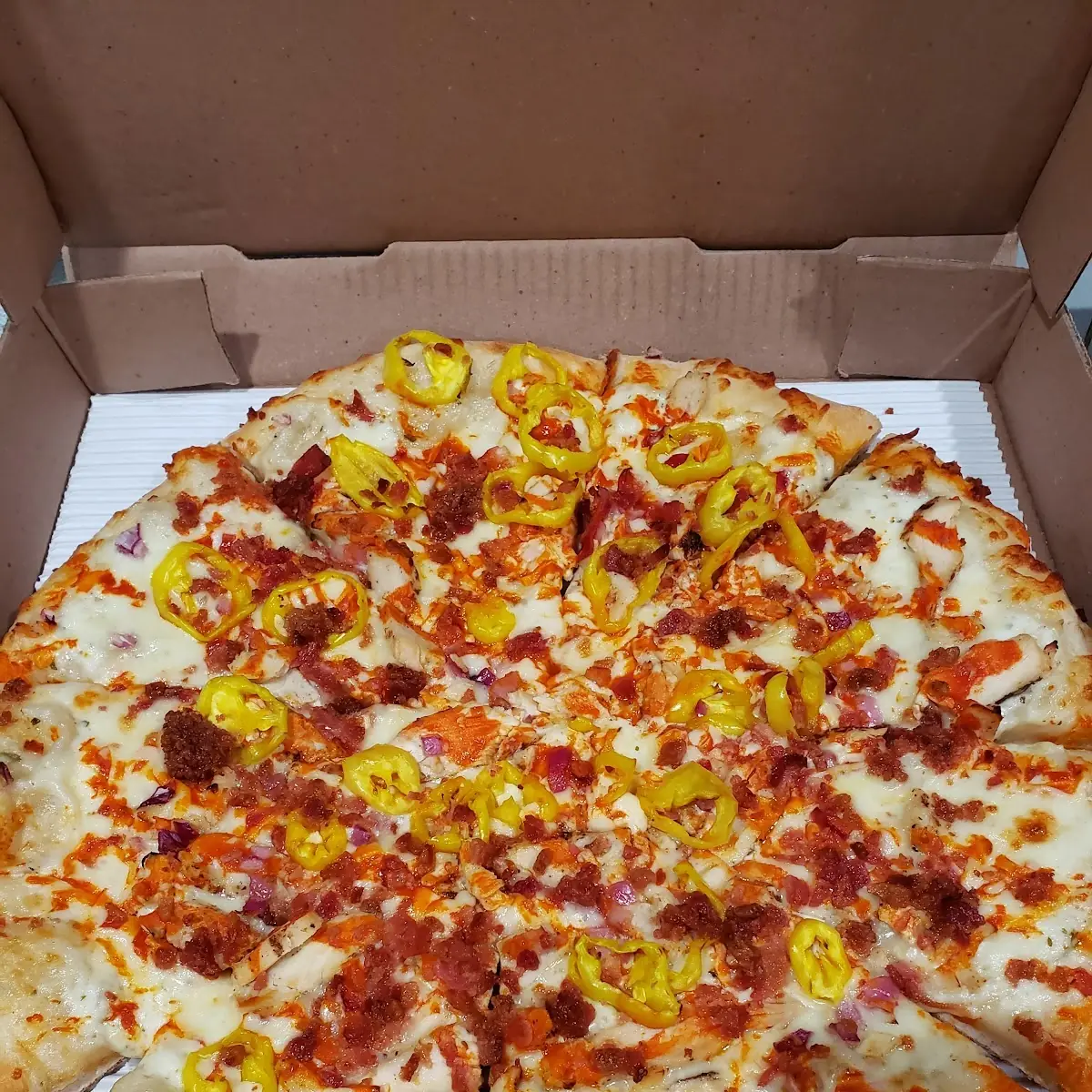 14" Ranch Grilled Chicken Pizza