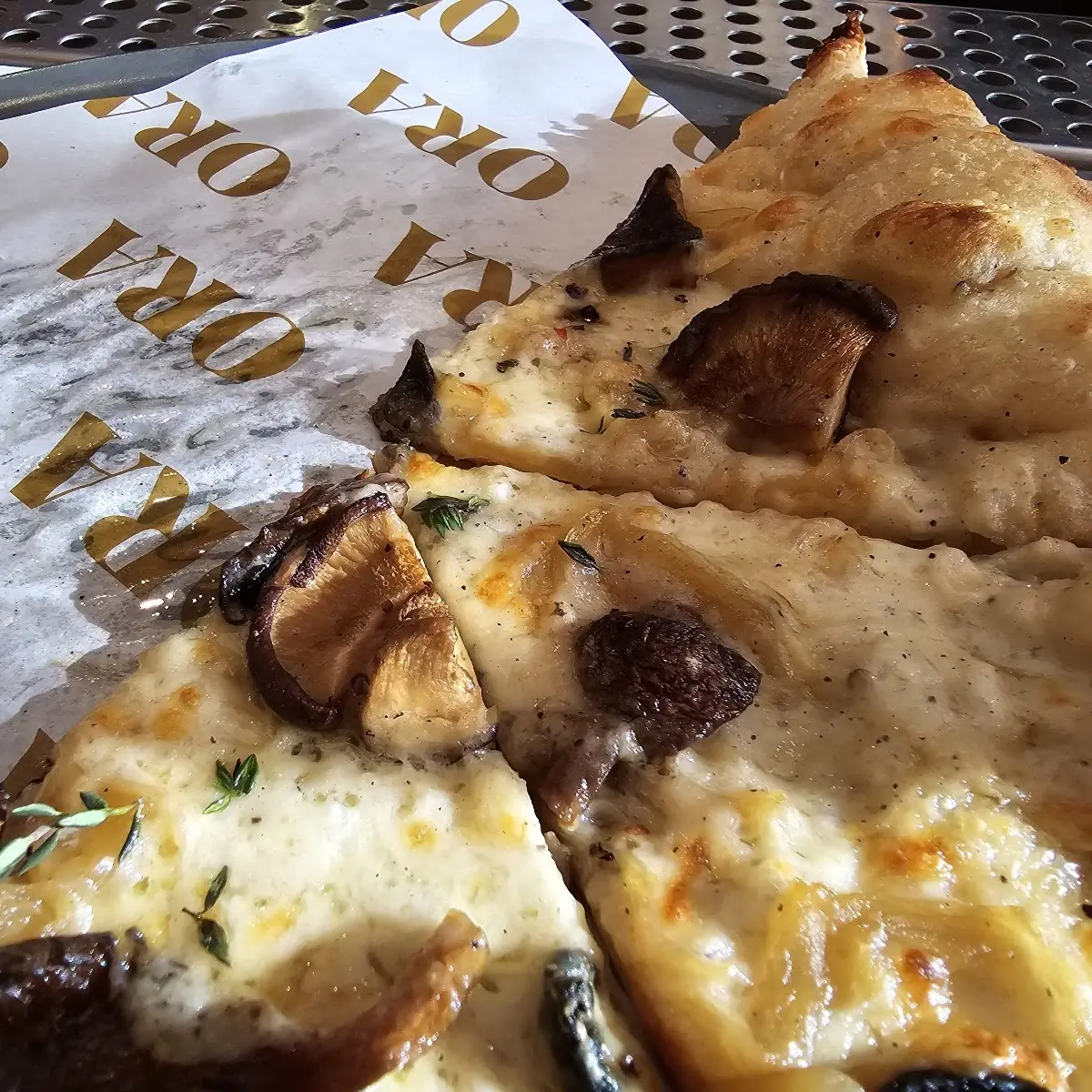 Funghi Pizza