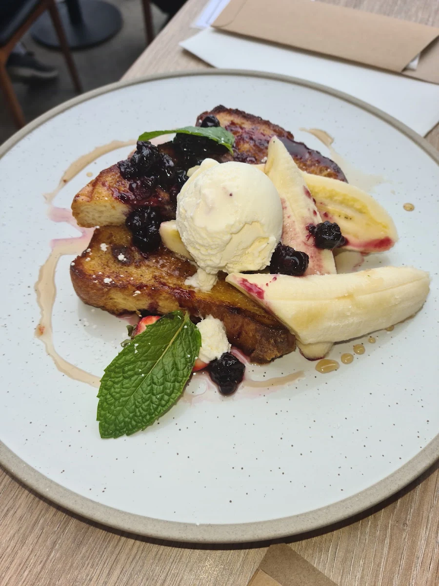 French Toast, Bacchus Bar