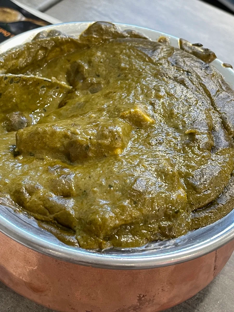 Chicken Saag, Nice Kurry place