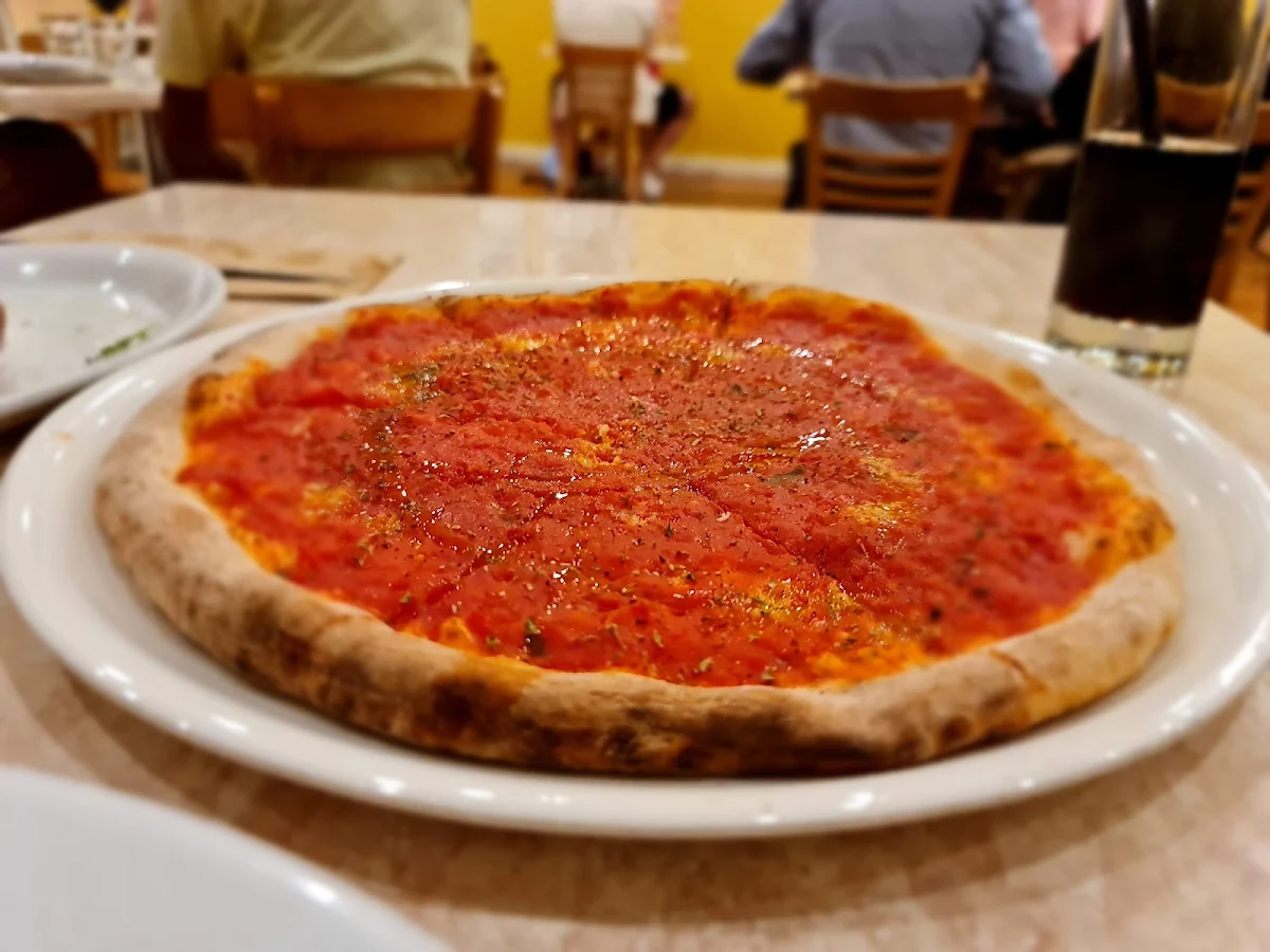 Marinara Pizza, Lupa Pizzeria