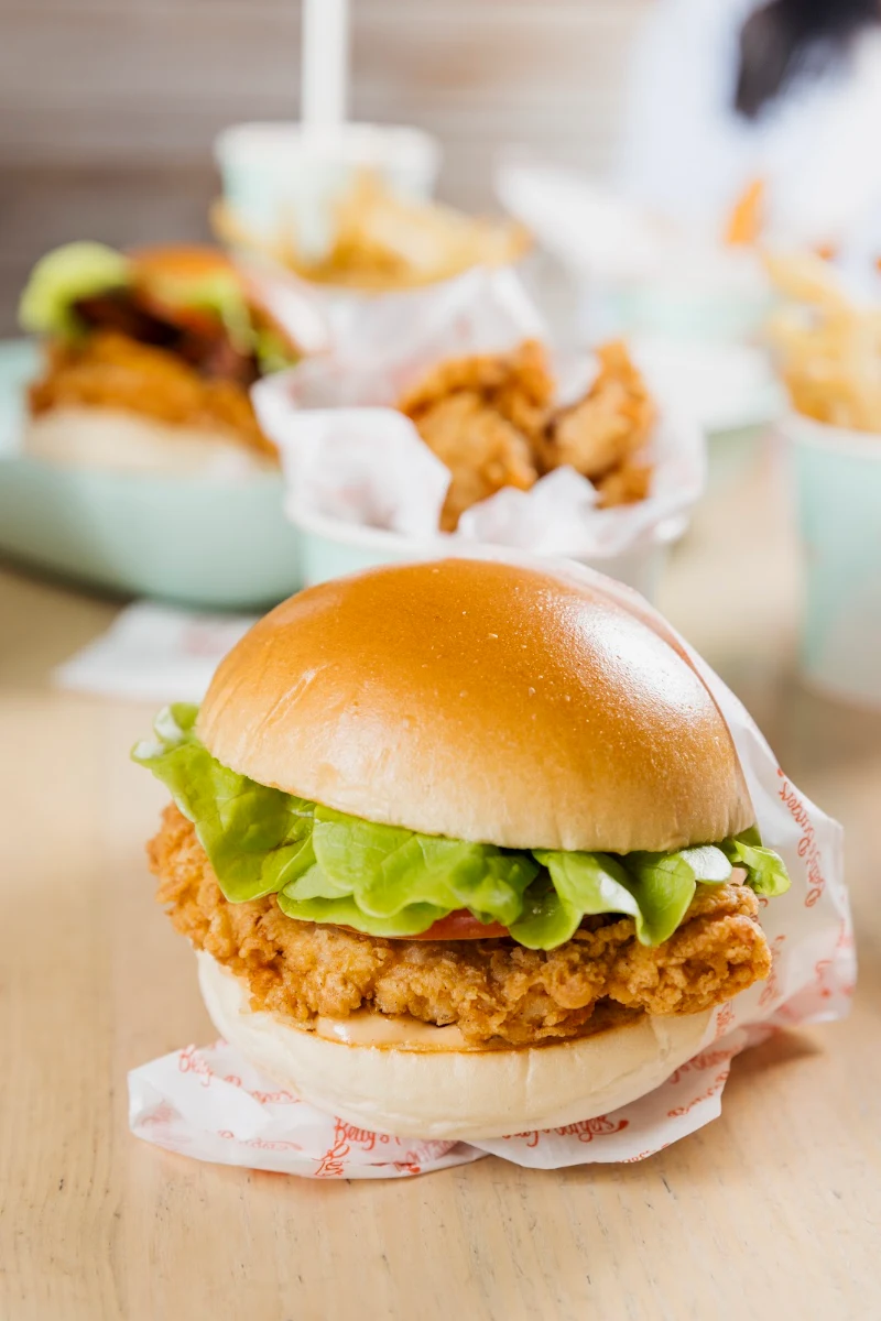 Crispy Chicken Strips Burger, Betty's Burgers