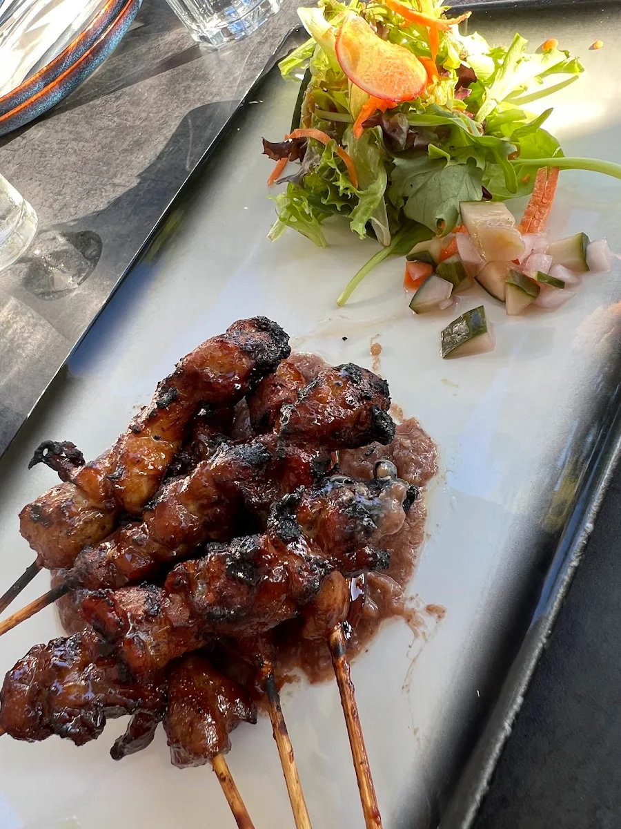 Blora Chicken Satay, Tempayan Bay