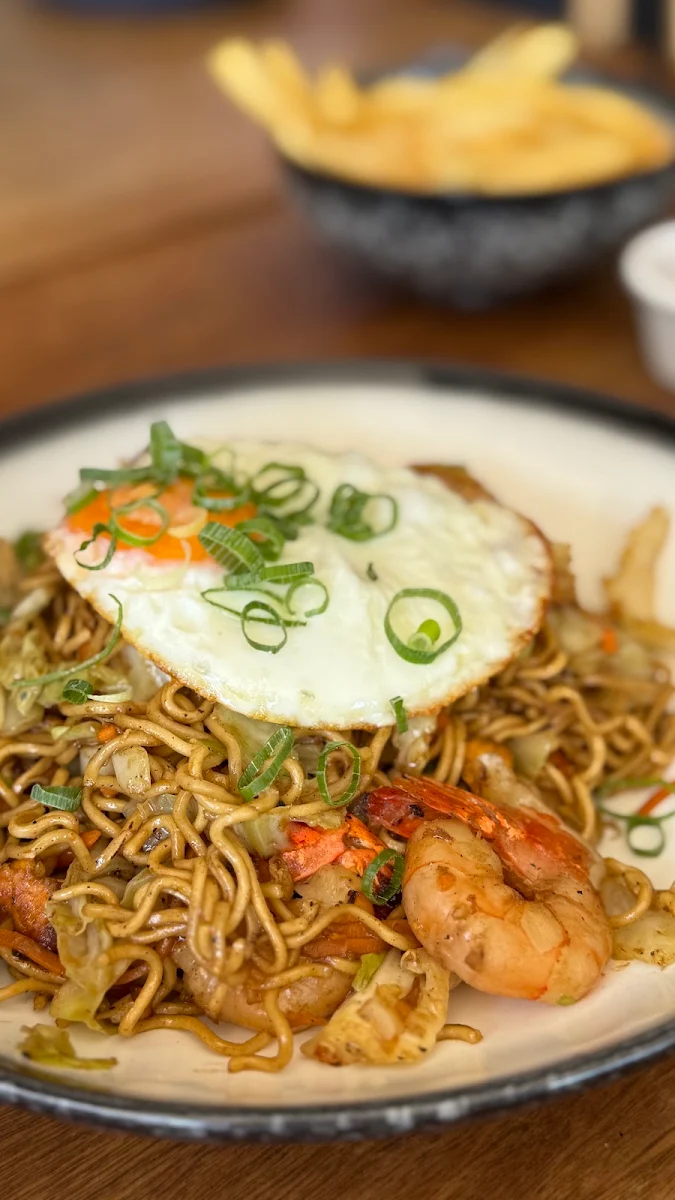 Chicken Mie Goreng, Tempayan Bay