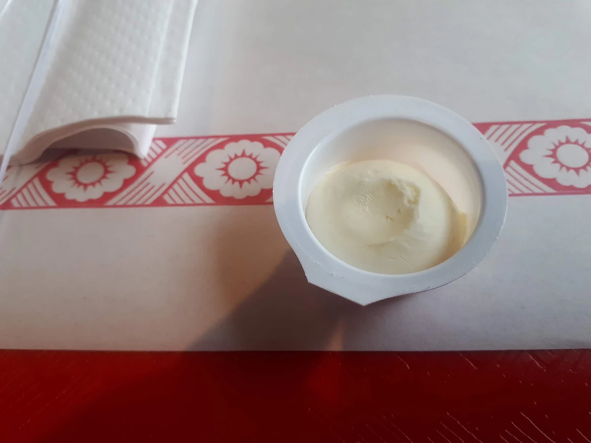 Butter, Restaurant Dixie Lee