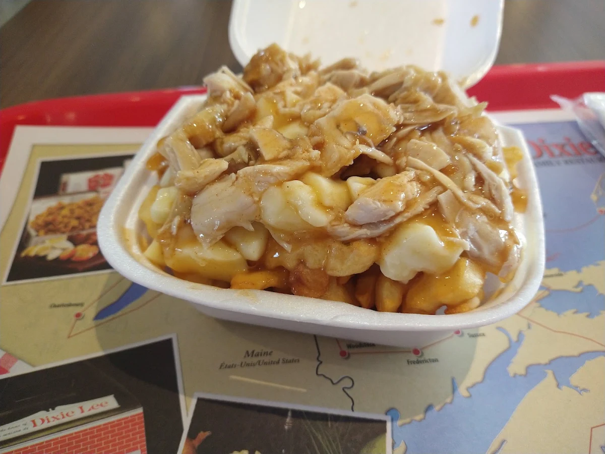 Poutine Au Poulet, Restaurant Dixie Lee