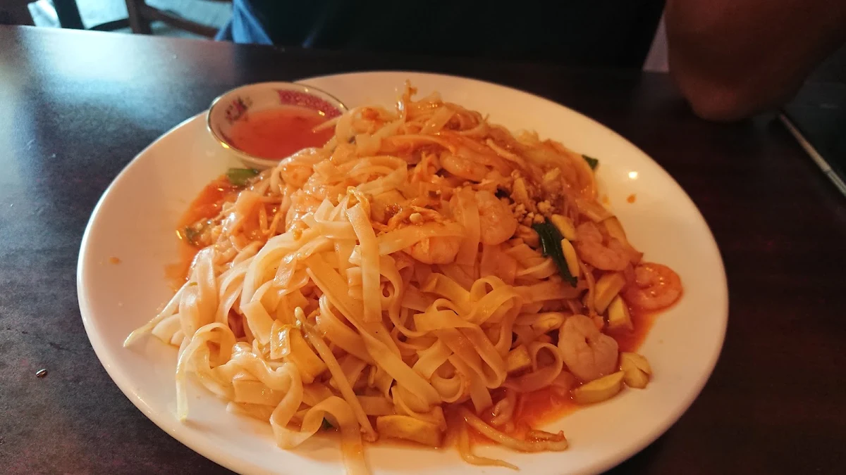 Pad Thai, Thai Kitchen