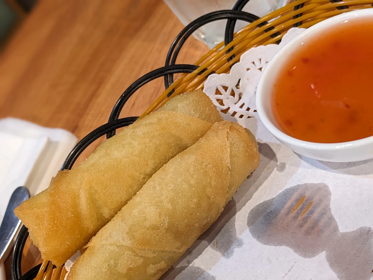 Thai Spring Rolls 4 pcs, Thai Kitchen