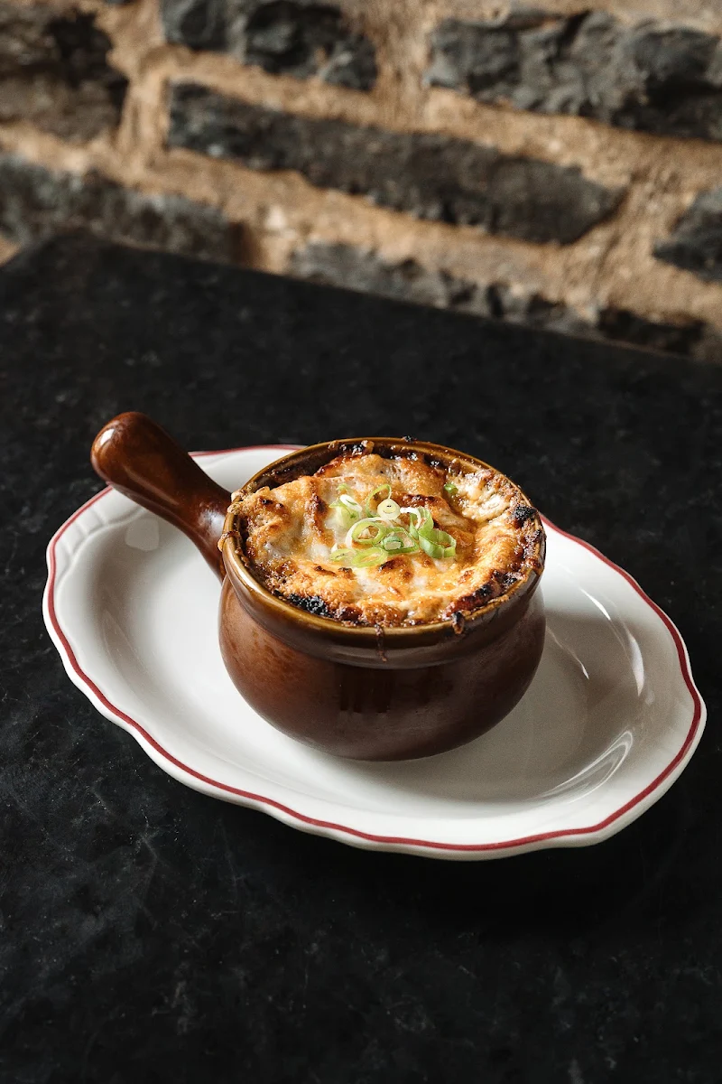 Soupe À L’oignon Gratinée