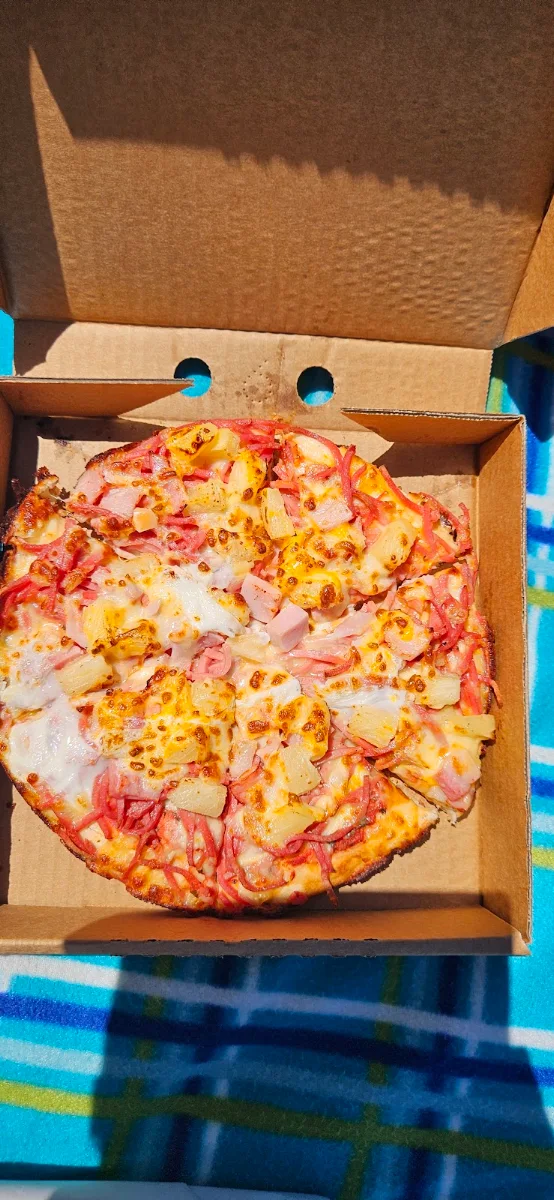 Chicken Pizza, Inlet Fish & Chips