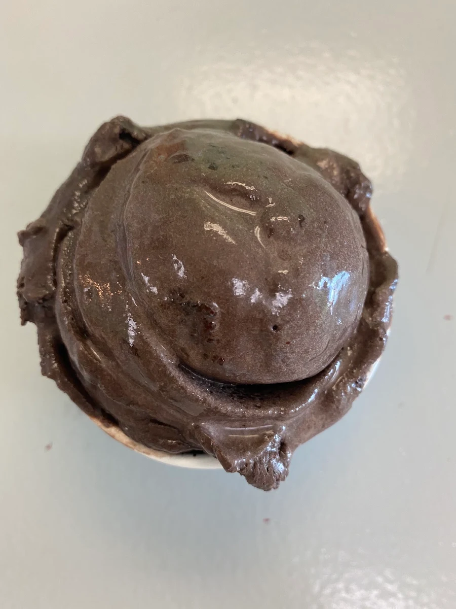 Large Chocolate Ice Cream