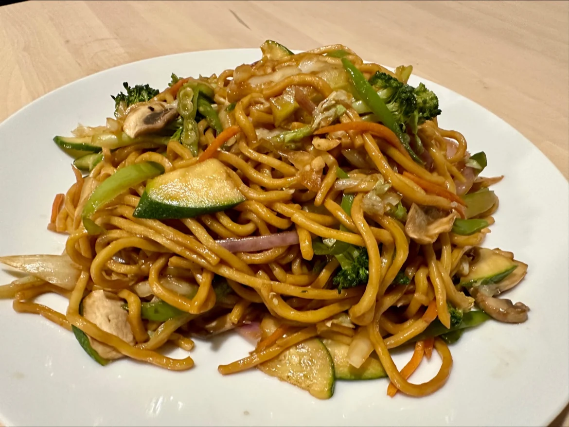 Vegetable Lo Mein