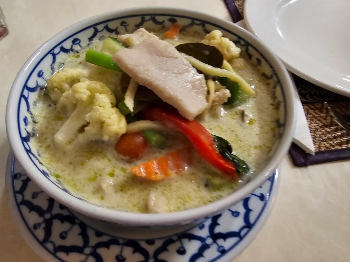Green Curry Chicken, Yai’s Thai Takeaway & Cafe