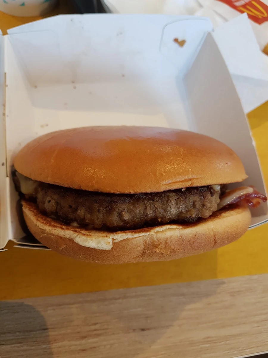 BBQ Angus Beef Burger, McDonald's Warriewood