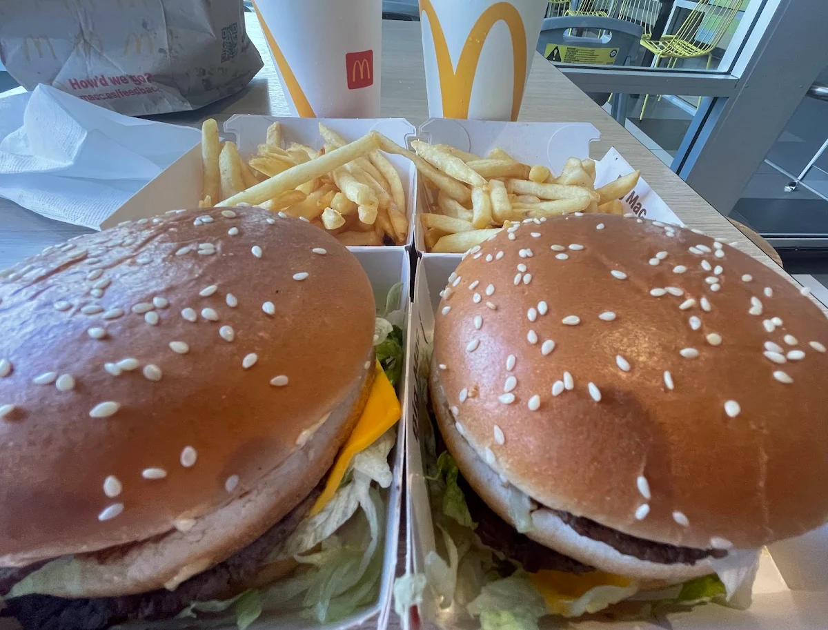 Classic Burgers, McDonald's Warriewood
