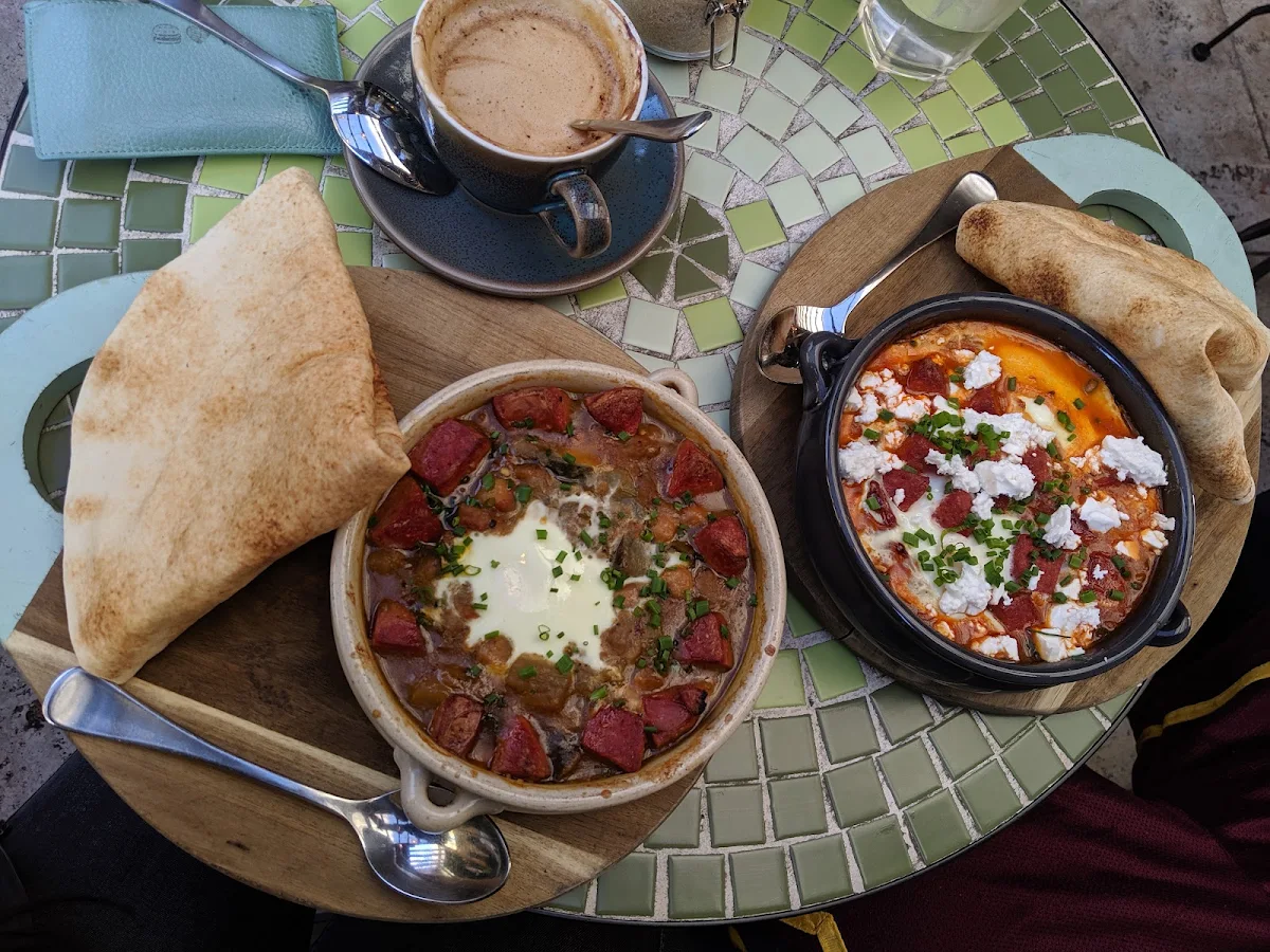 Shakshuka, Glaçage