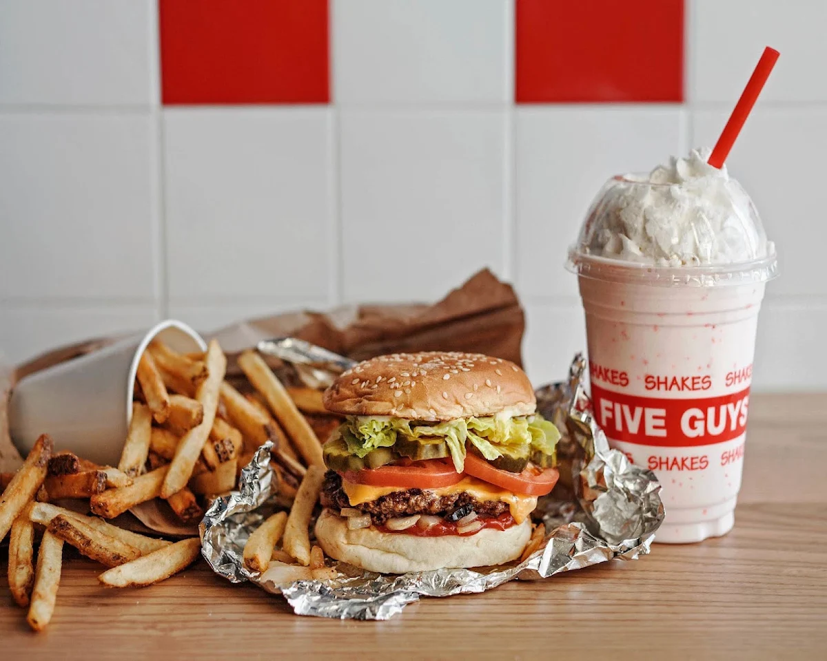Five Guys Style