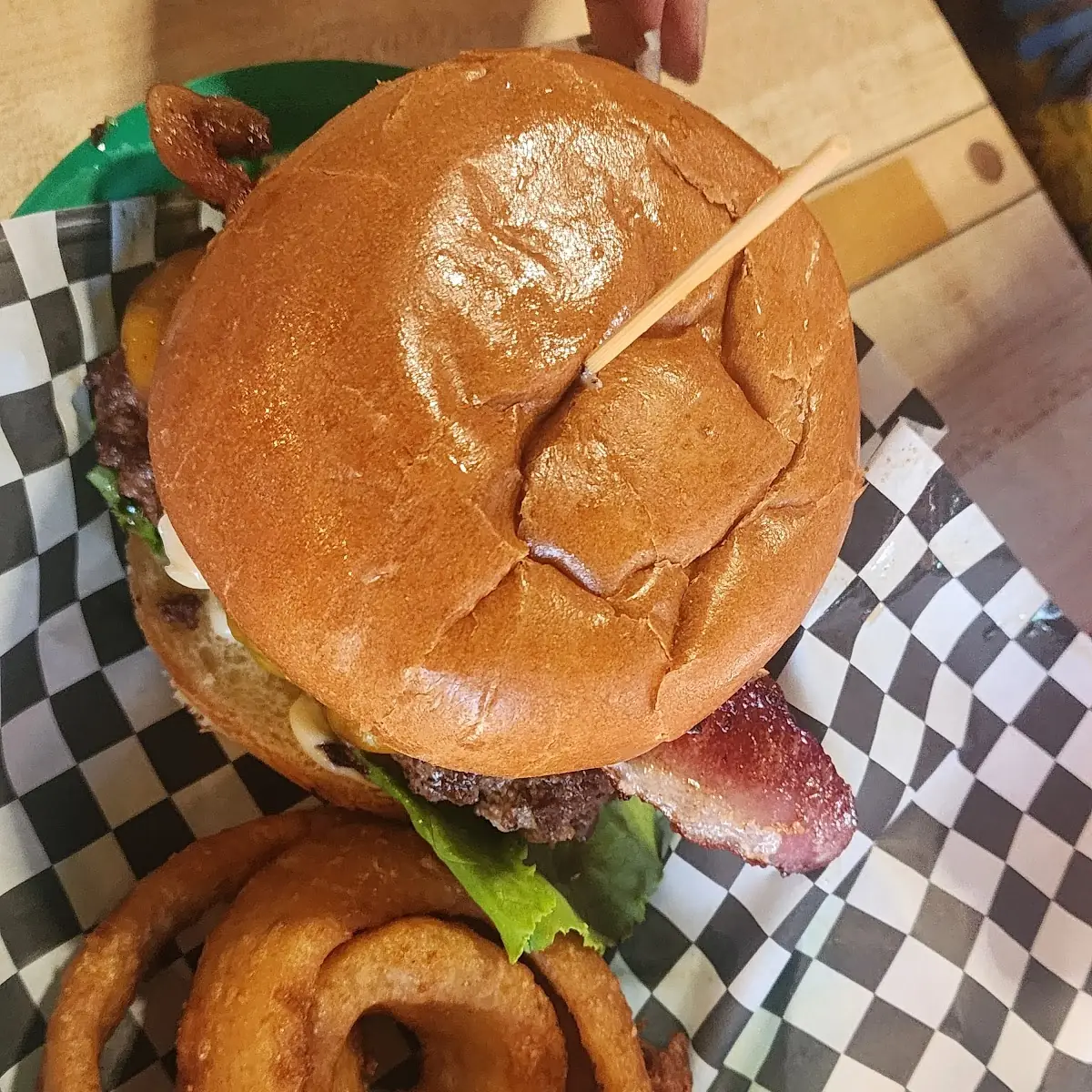 Bacon Cheeseburger with Onion Rings