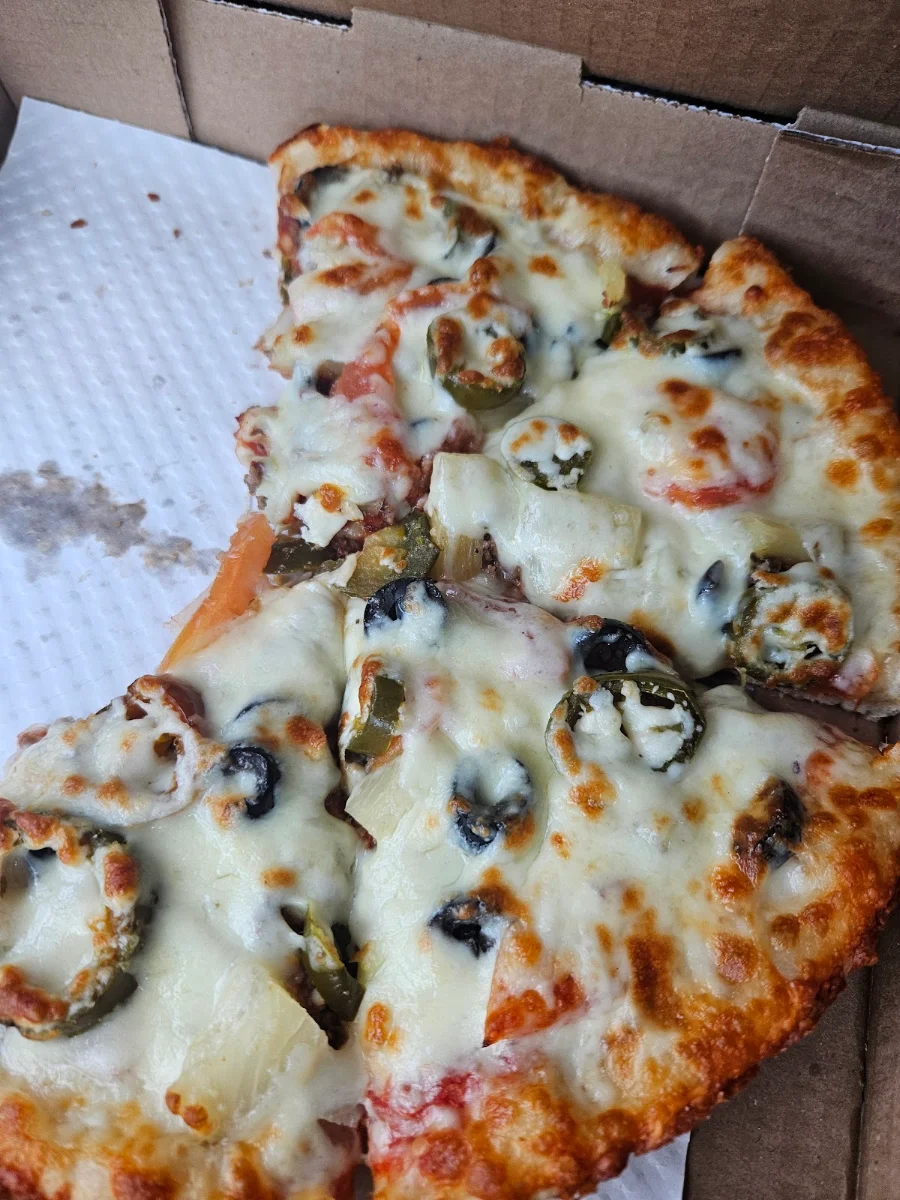 Highlights, Pandosy pizza