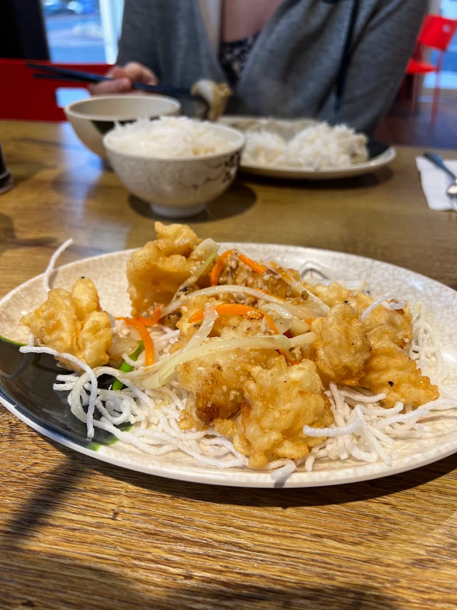 Salt Pepper Squids, Dumpling King