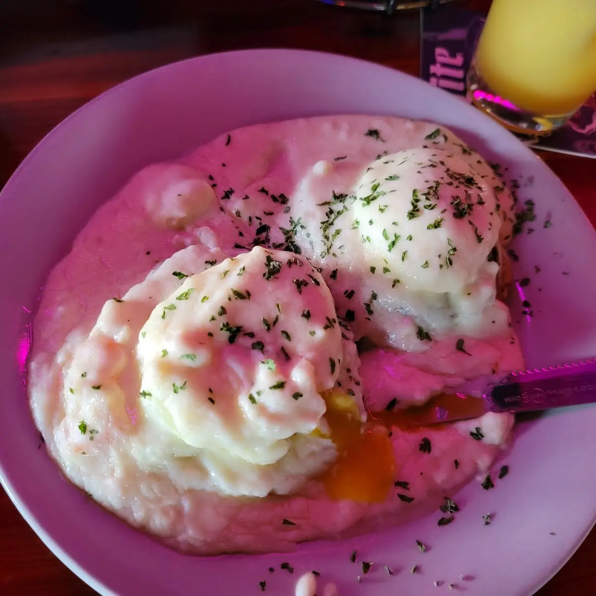 Eggs Benedict