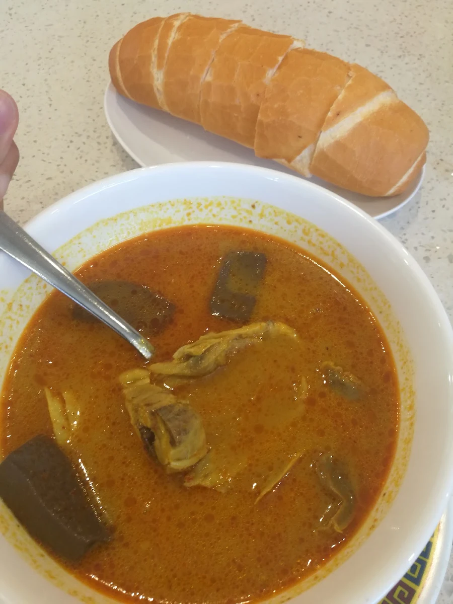 Chicken Curry with Bread, Battambang Restaurant II