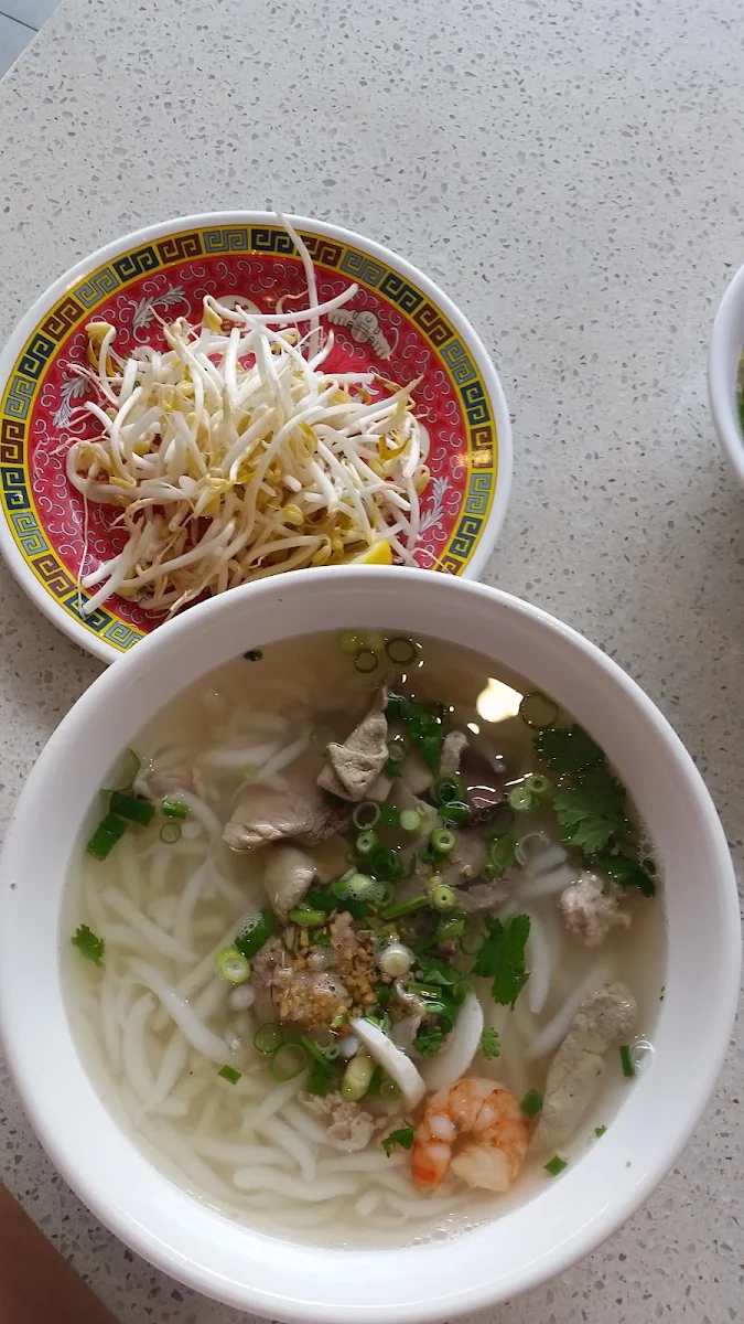 Drop Noodle Soup, Battambang Restaurant II