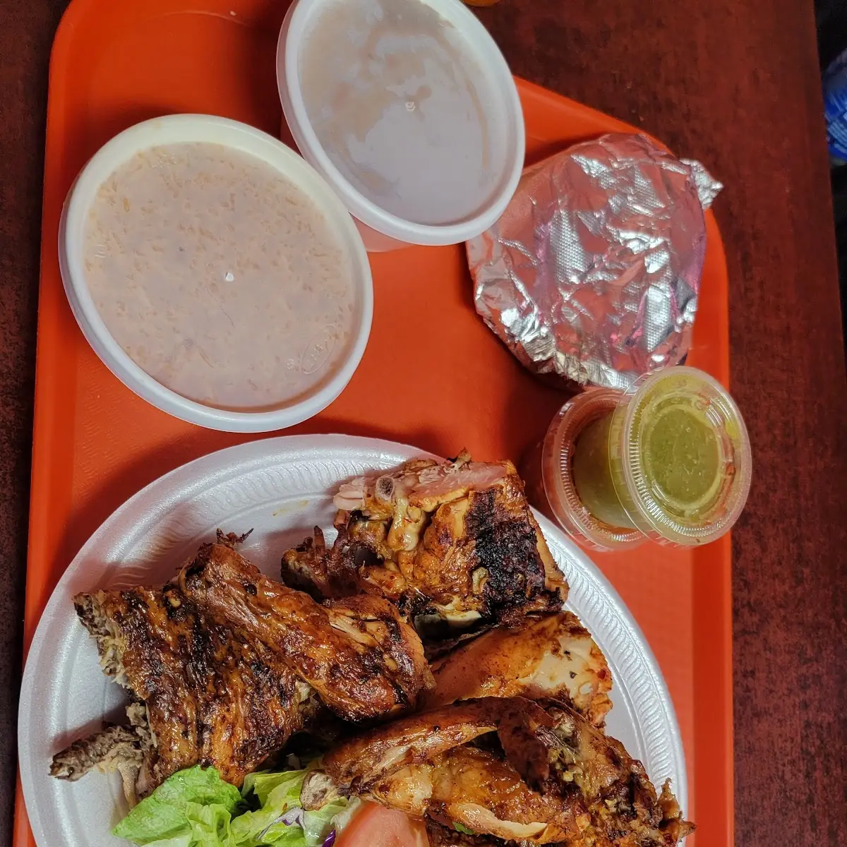 Pollo Asado Y Ensalada