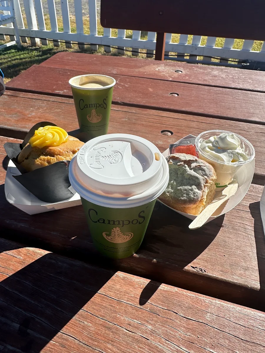 Highlights, Two Sisters Coffee Bar