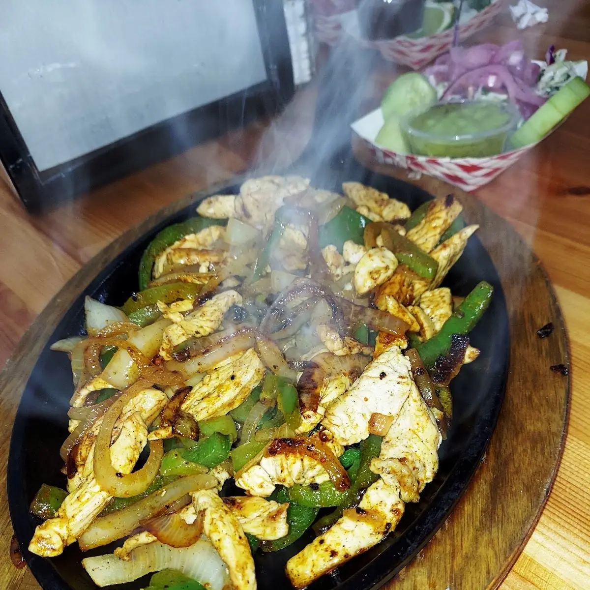 Taco de Pollo / Chicken Taco