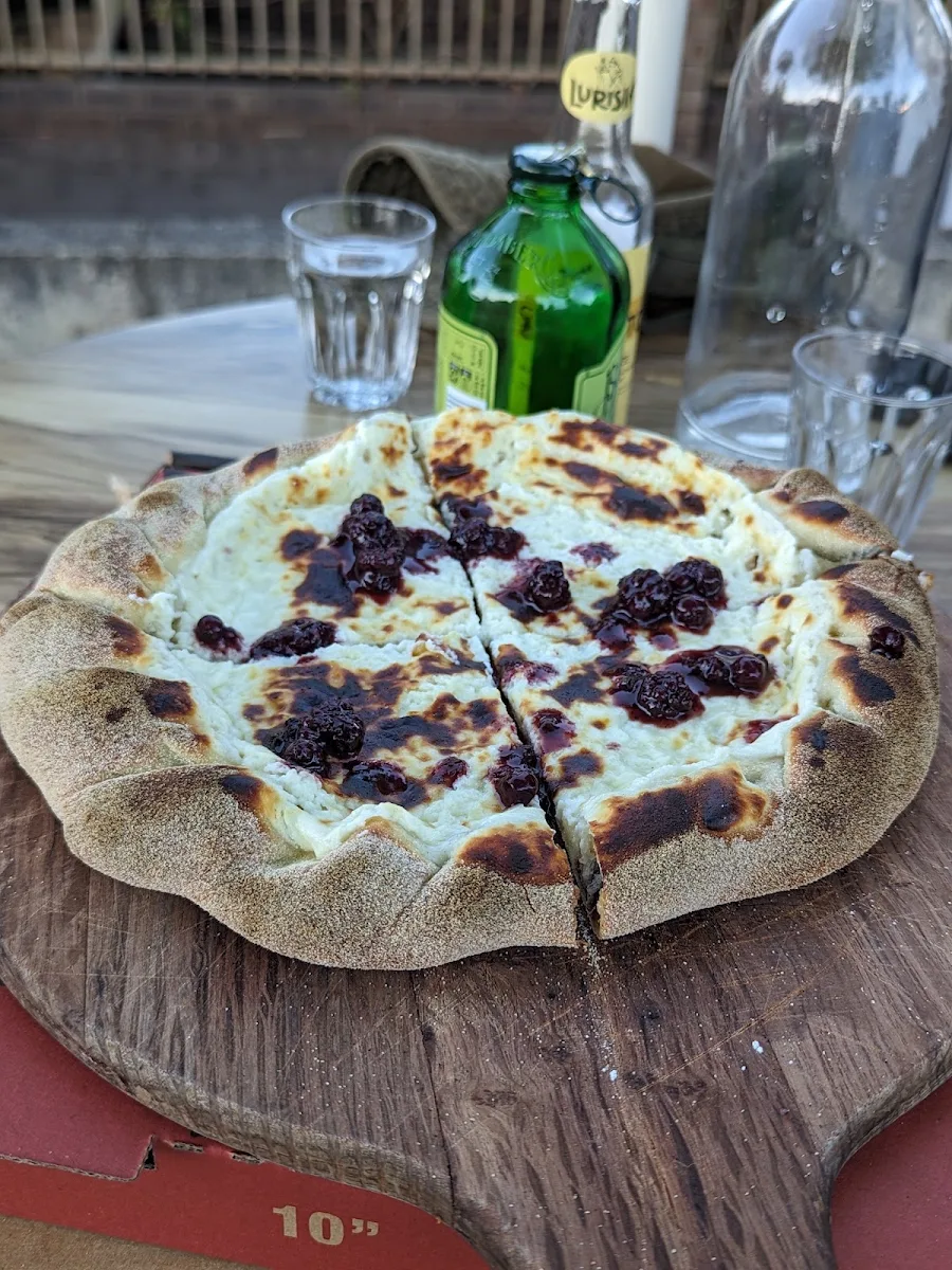 Nutella Pizza