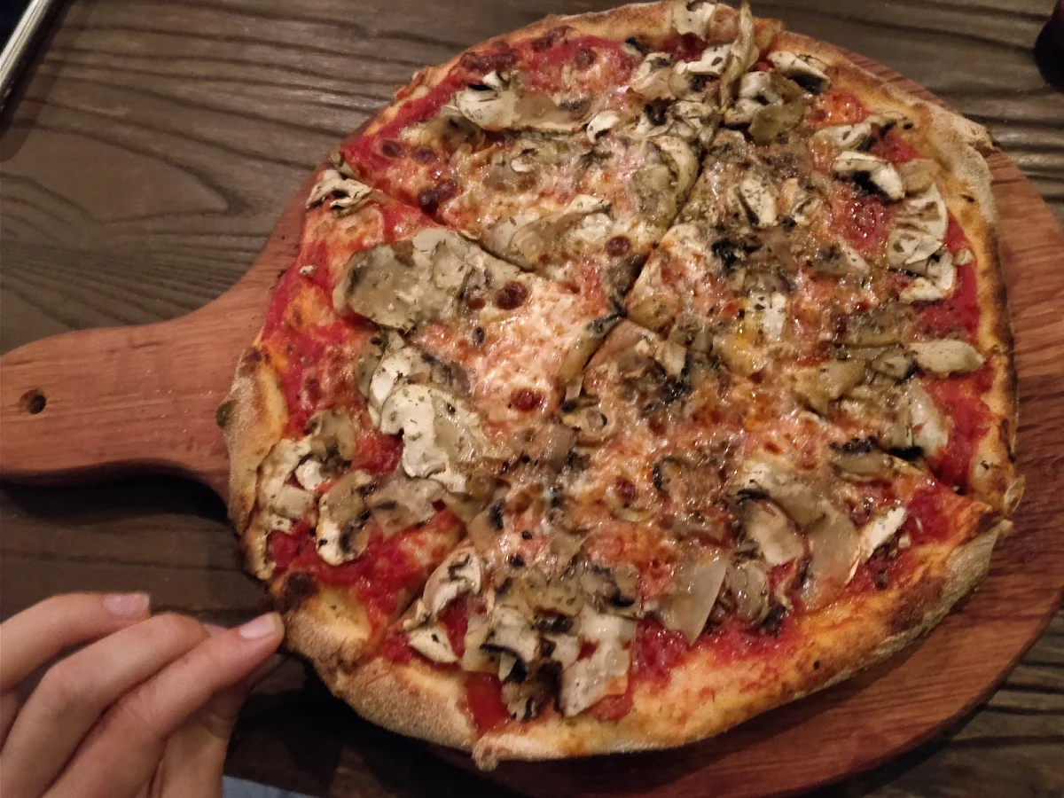Pizza Funghi