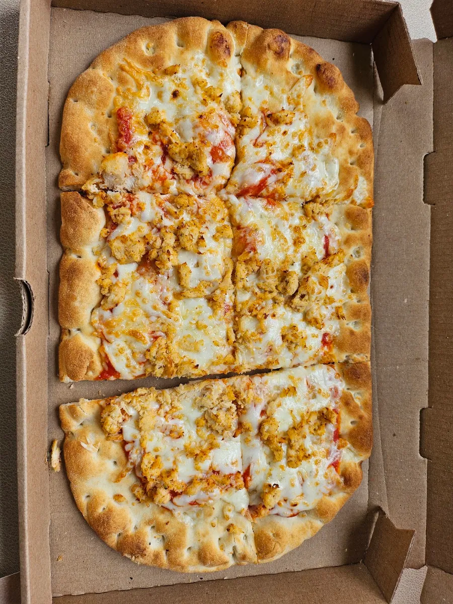 Chicken Parmesan Flatbread Pizza
