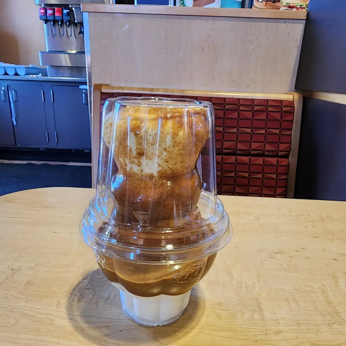 Large Peanut Butter Sundae
