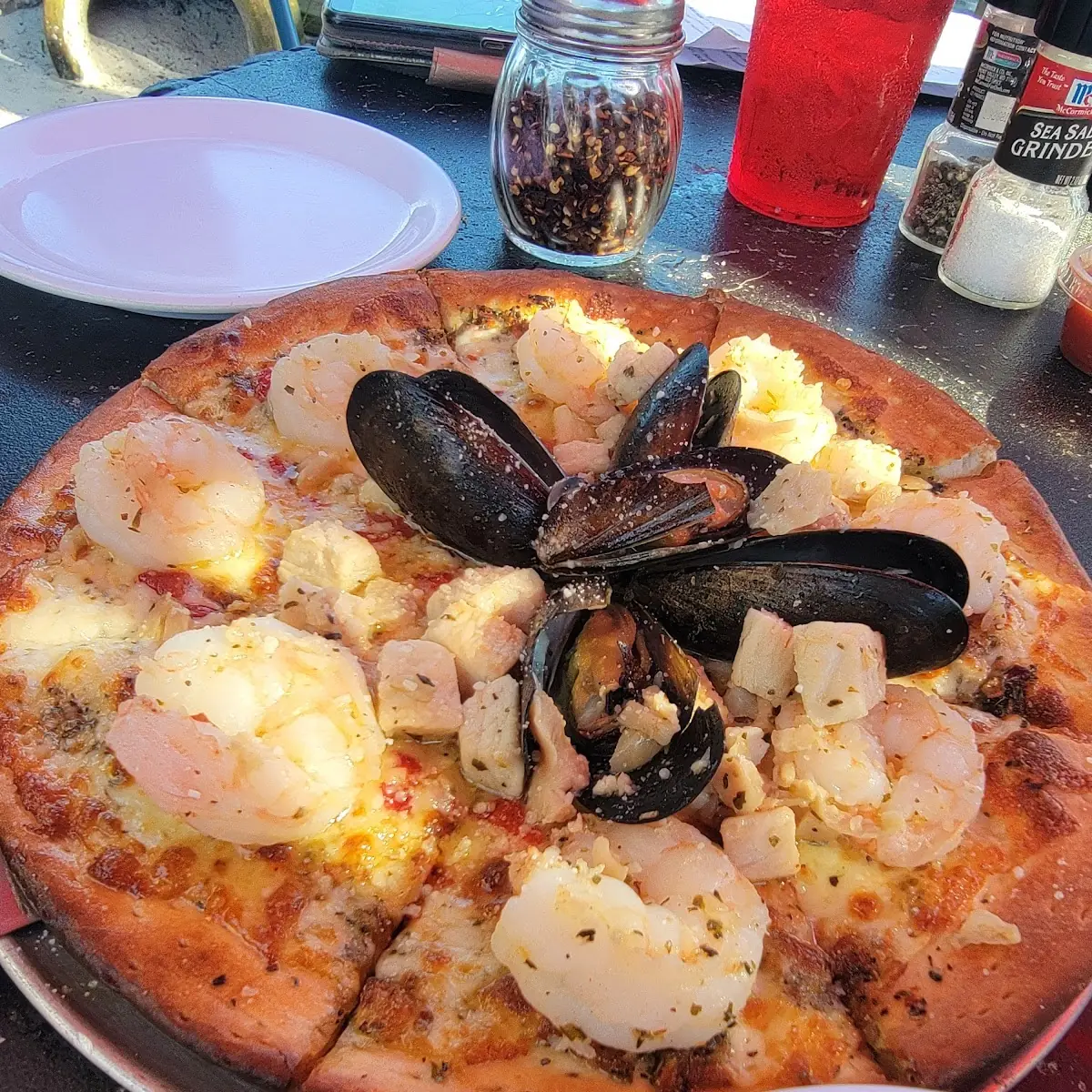 Seafood Pizza