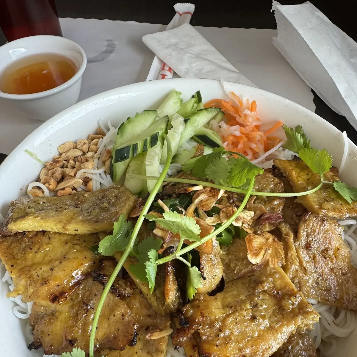 Bún Gà Nướng Sa