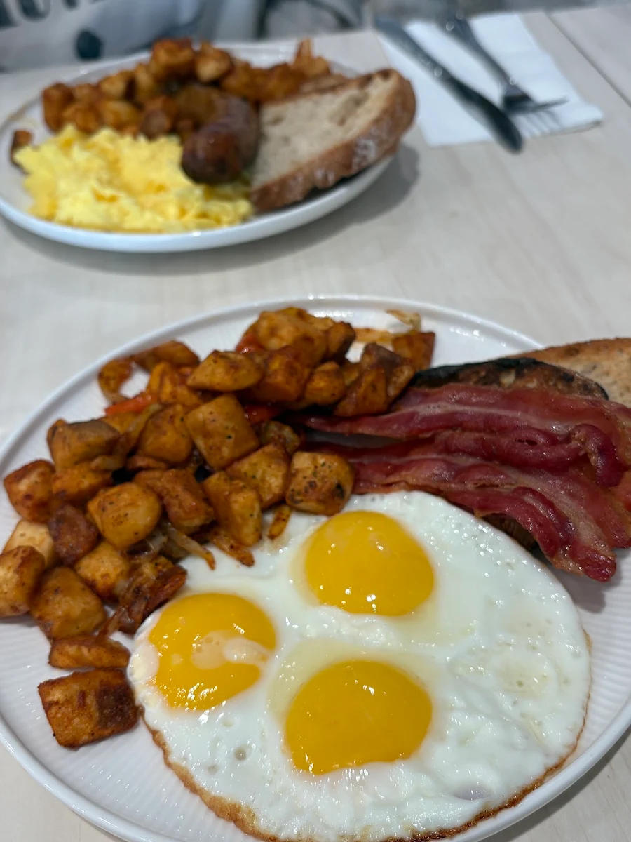 Classic Breakfast, Crack'd Brunch