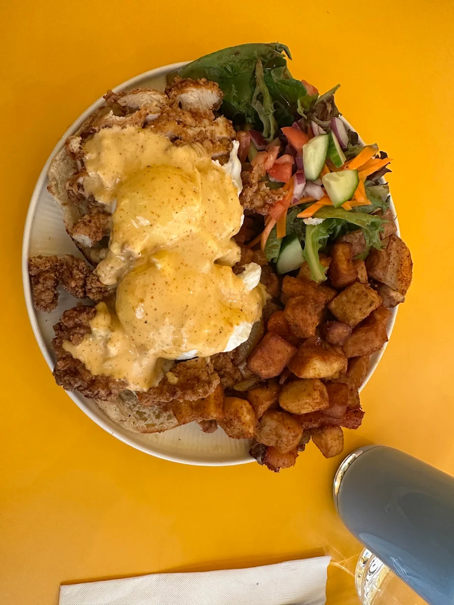 Fried Chicken Benny, Crack'd Brunch