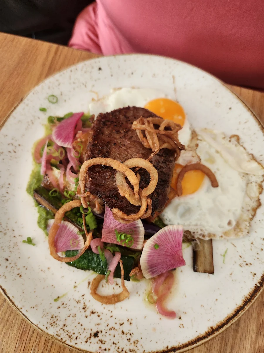 DF Steak Frites & Eggs, Ruex Cafe and Bar