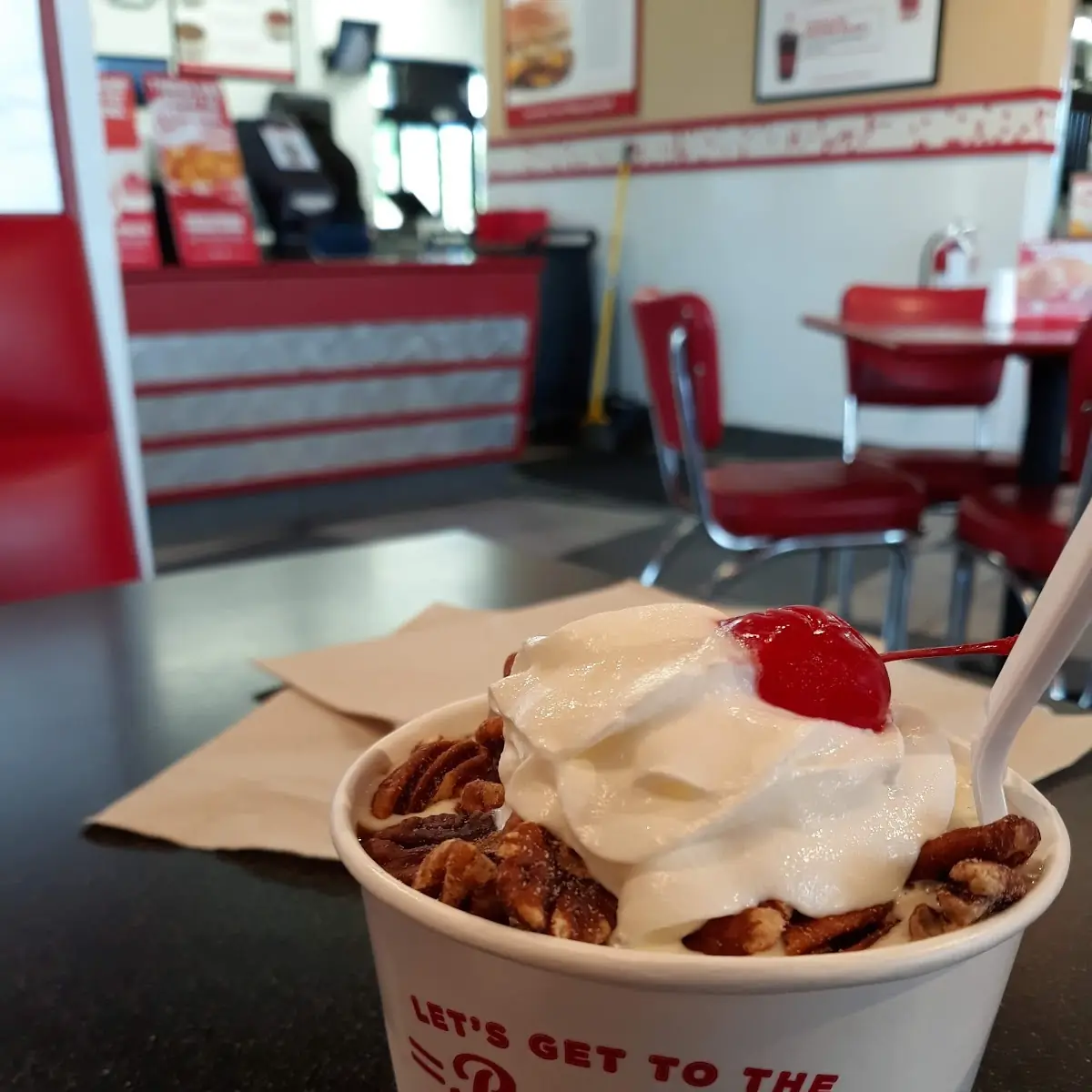 Chocolate Turtle Sundae