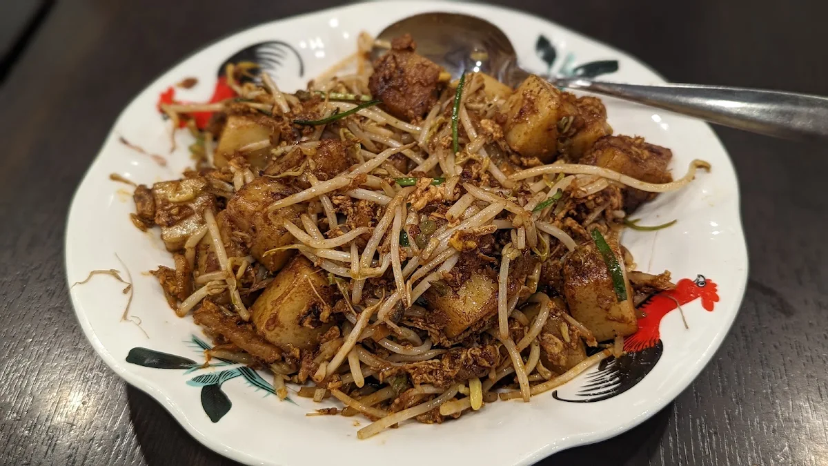 Lpoh Chicken with Bean Sprouts, O'Town