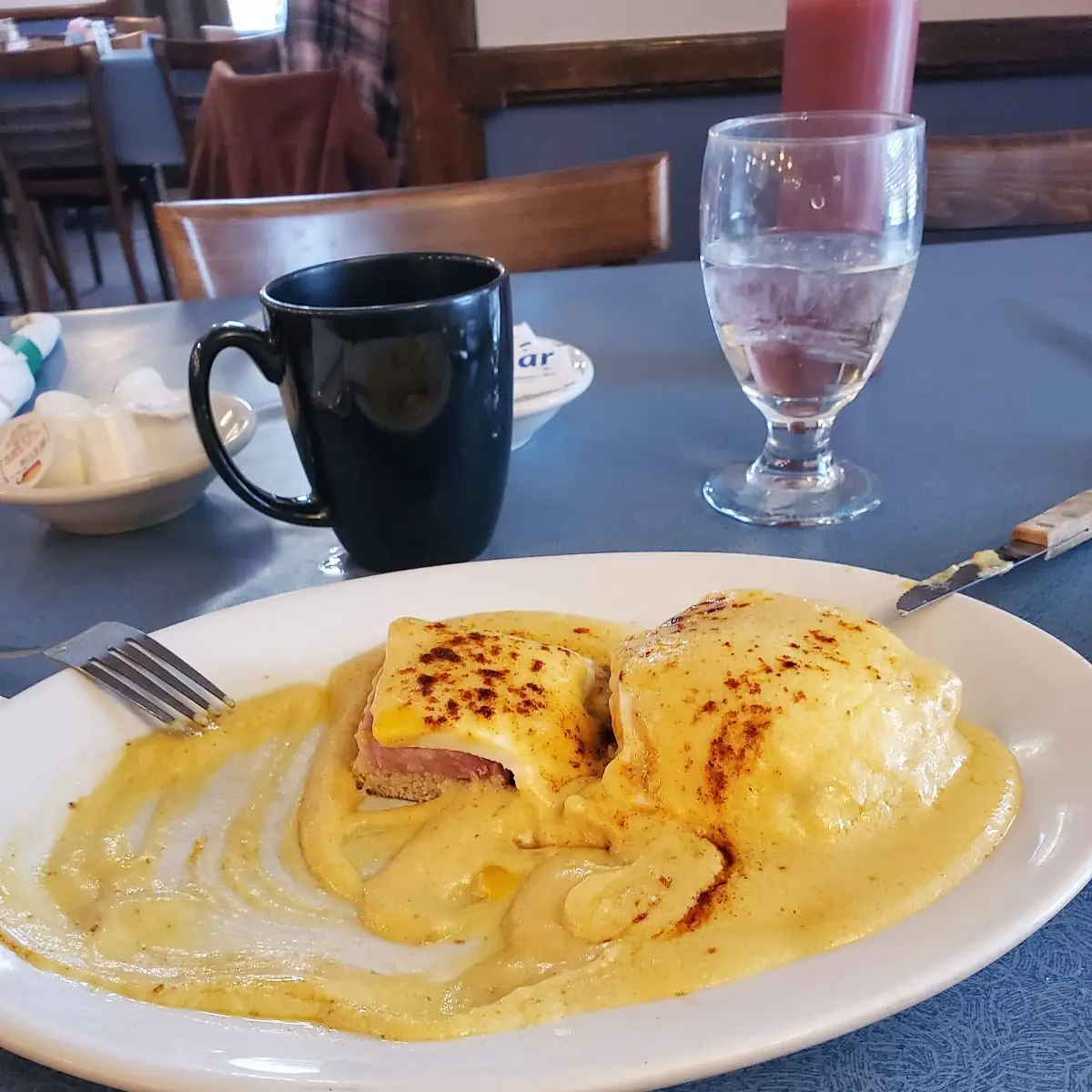 Eggs Benedict