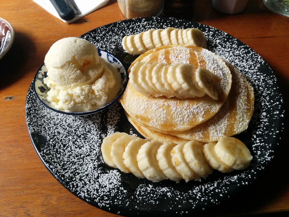 Banana Pancakes, Shenkin Erskineville