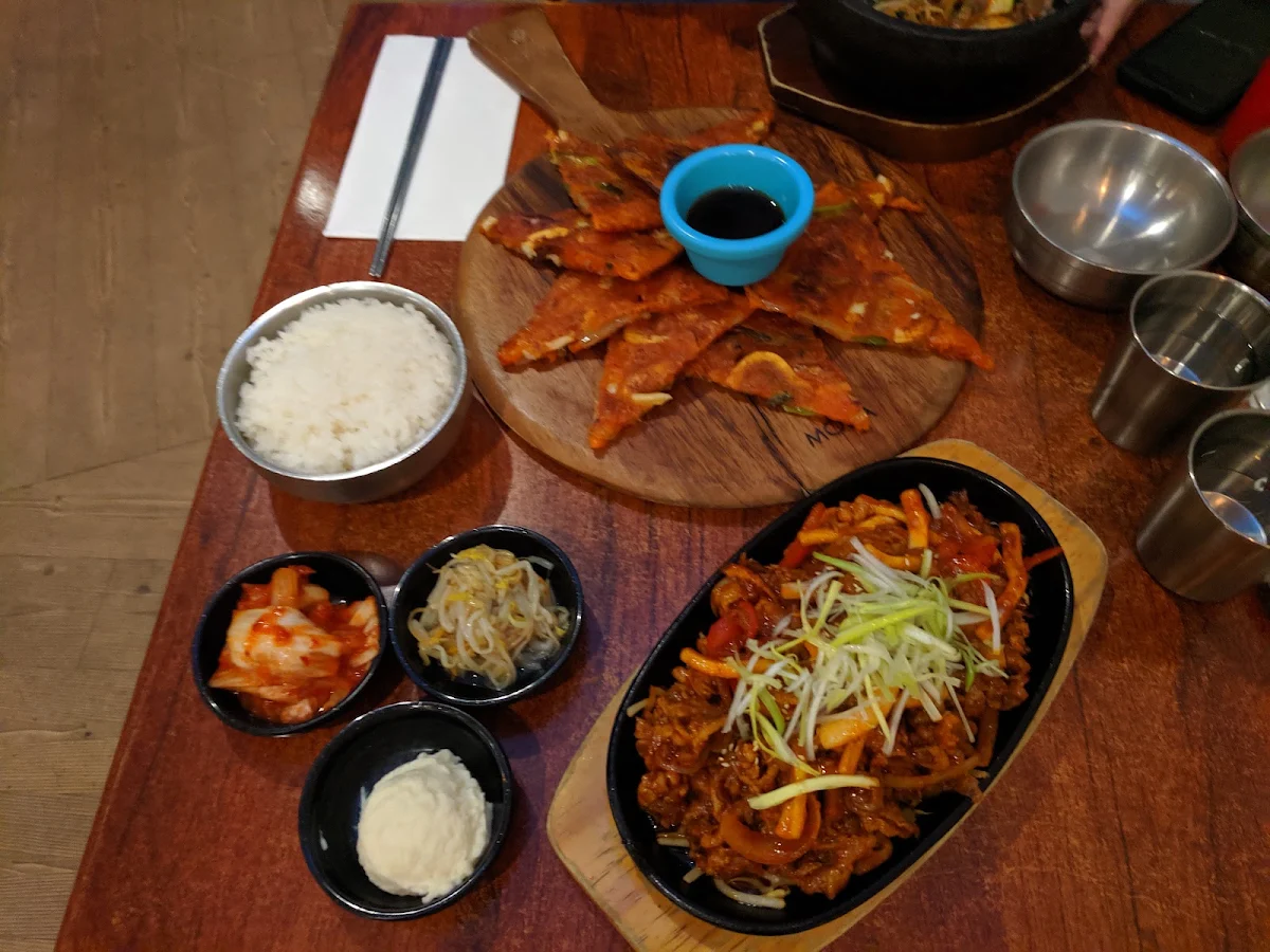 Osam Bulgogi, Don't Tell Mama Shh Korean Restaurant