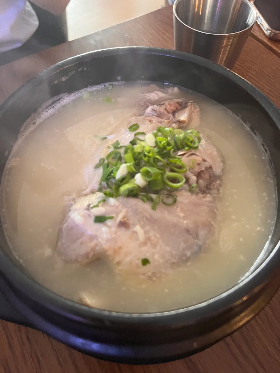Sam Gae Tang, Don't Tell Mama Shh Korean Restaurant