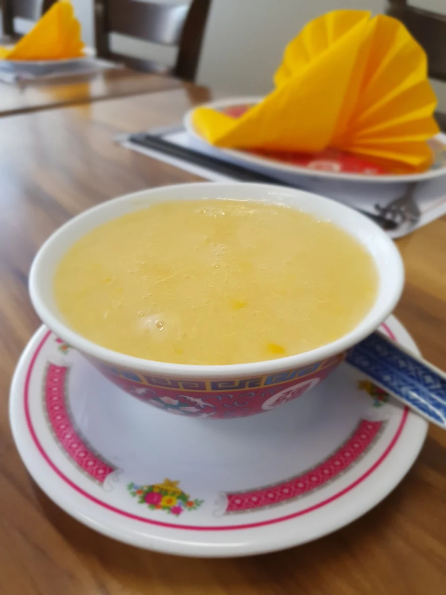 Highlights, Lum's Chinese Restaurant