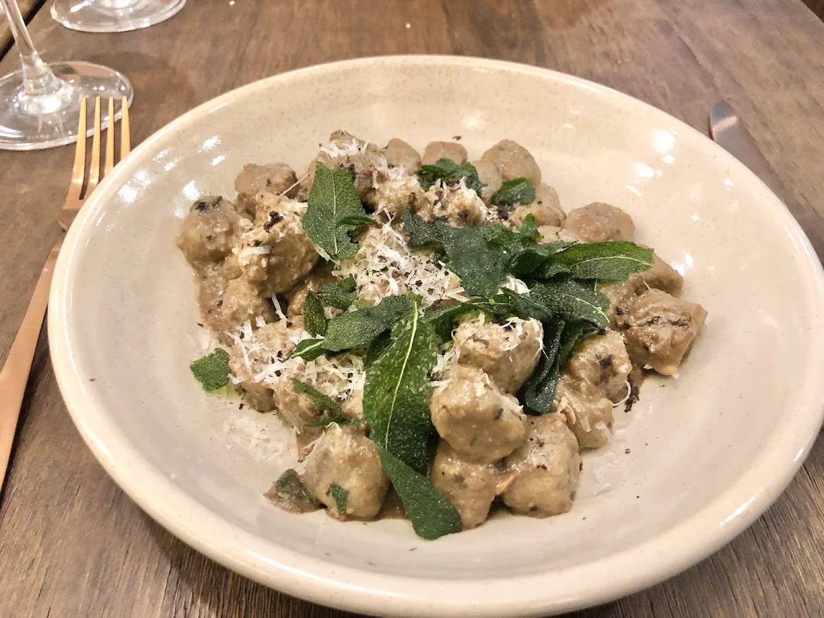 Gnocchi, Buono Restaurant & Bar