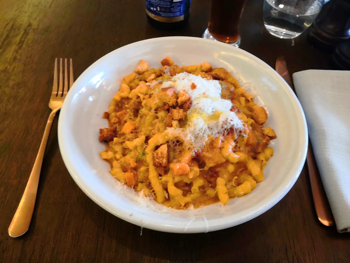 Pasta, Buono Restaurant & Bar